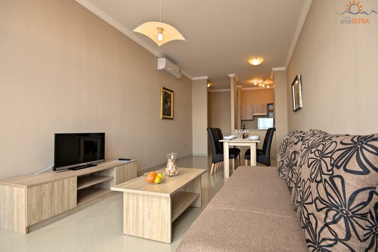 Rotonda Inn Novigrad Novigrad  Luaran gambar