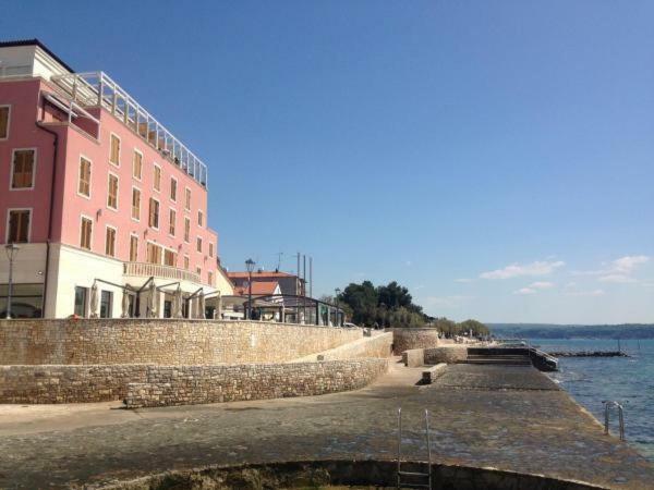 Rotonda Inn Novigrad Novigrad  Luaran gambar