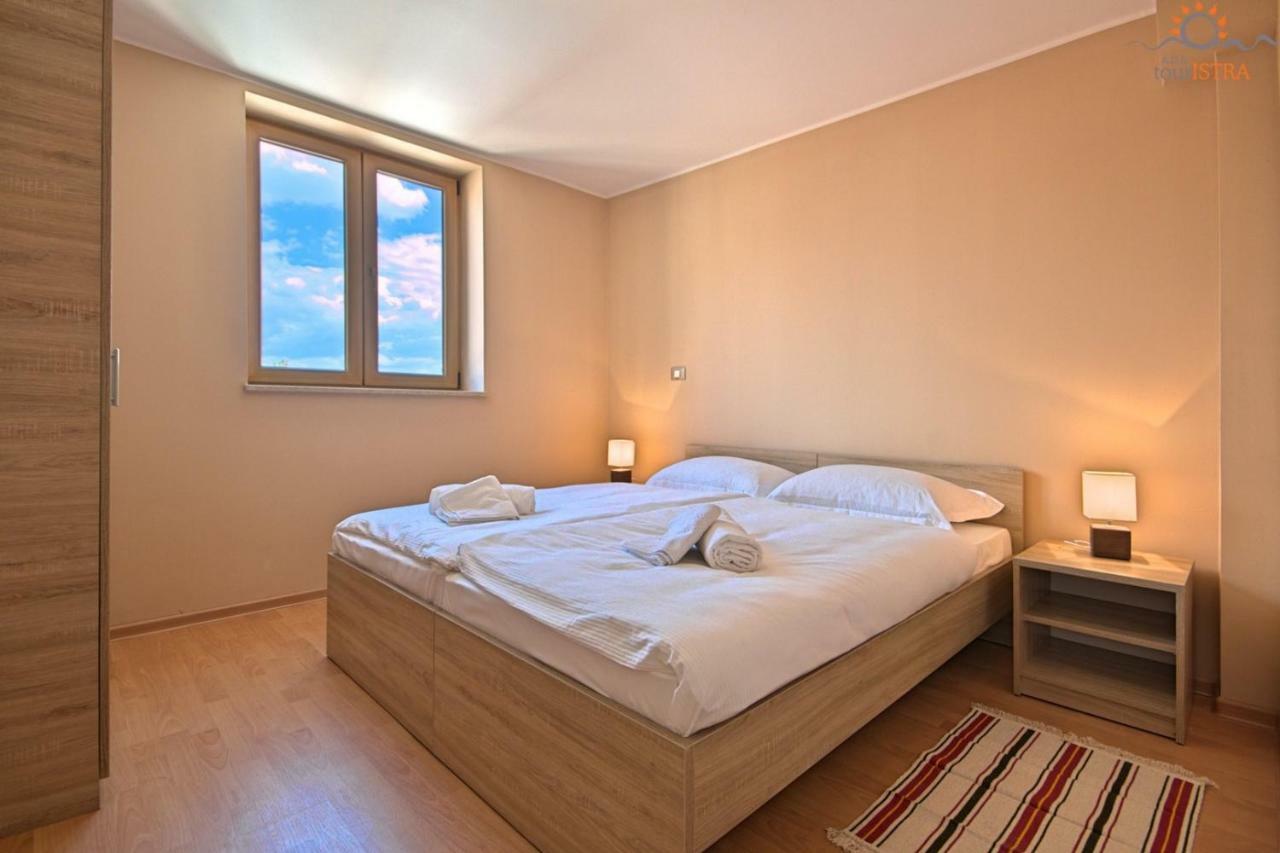 Rotonda Inn Novigrad Novigrad  Luaran gambar