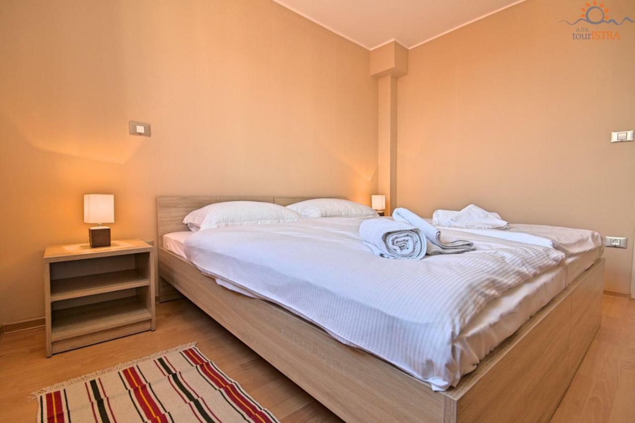 Rotonda Inn Novigrad Novigrad  Luaran gambar